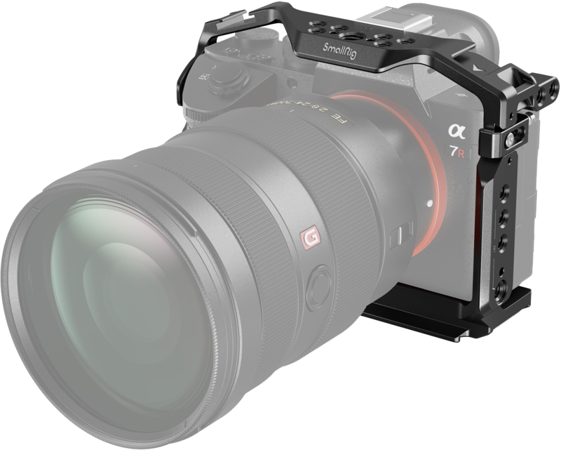 Exclusively designed for Sony A7III/A7RIII. It could offer lots of additional attachment options and enables the camera to release its potential to the utmost as per the needs of cameraman during shooting.