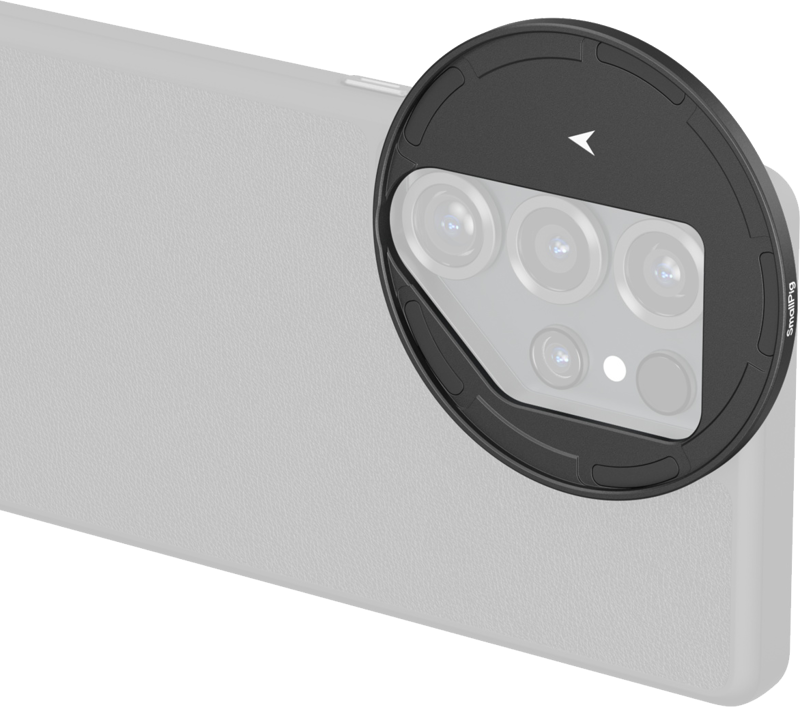 Facilitates the use of 67mm attachable filters. Its magnetic design allows users to attach and replace filters effortlessly.