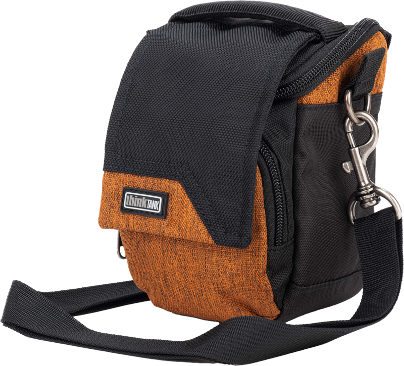 The Mirrorless Mover Series are specifically designed for mirrorless systems. Available in five sizes and four proprietary colors