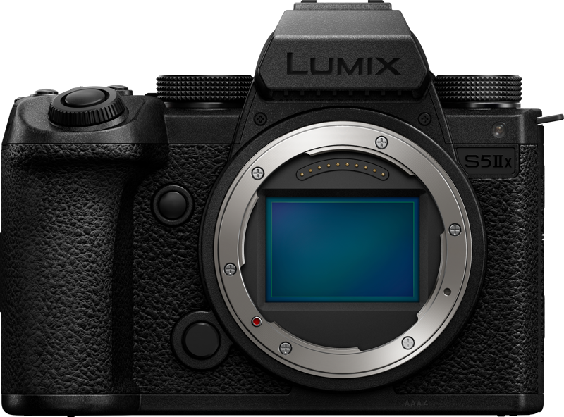The LUMIX S5 IIX comes with professional video recording features such as All-Intra
