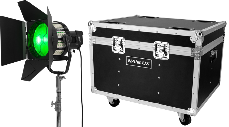The new Nanlux Evoke 900C is a compact light with a powerful output and wide color spectrum. The LED comes with the state-of-the-art RGBLAC six color mixing system and provides great ease in operation.