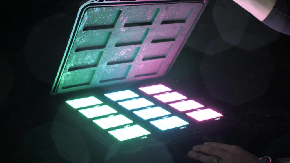 APUTURE MC RGBWW mini LED