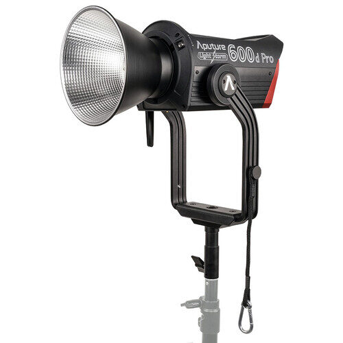 APUTURE Light Storm 600D PRO 600W daylight-balanced point-source LED