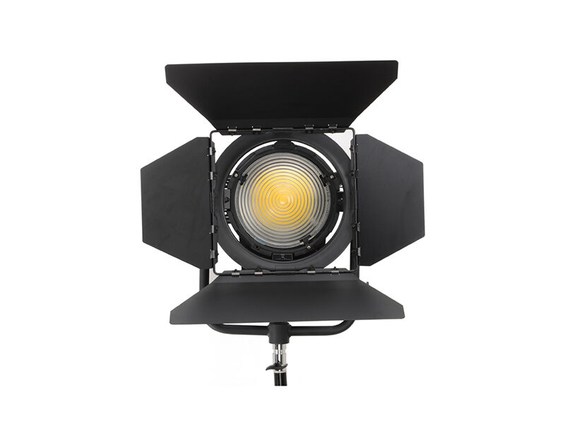 FARSEEING studio LED spot light, 5600K, DMX, pole operated