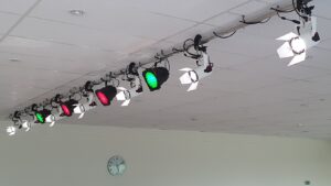 Top rail and hoist system