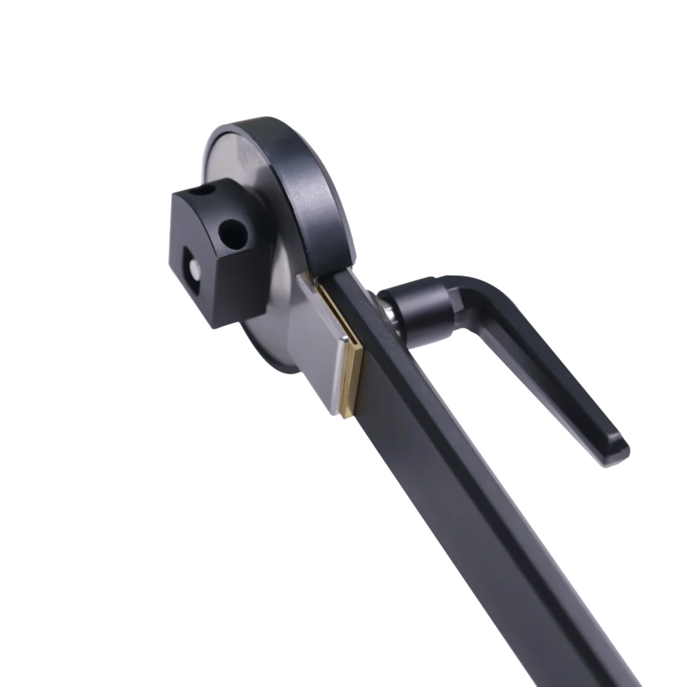 APUTURE Nova P600C Dual Head Yoke