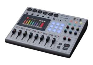 ZOOM P8 PodTrak podcast recorder