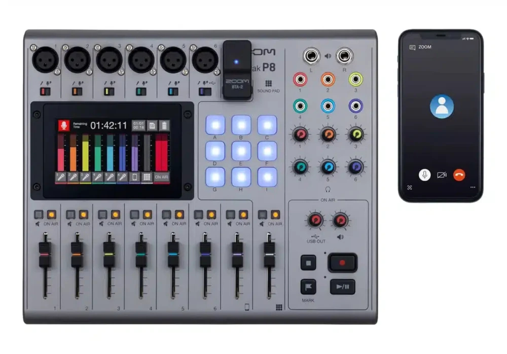 ZOOM P8 PodTrak podcast recorder
