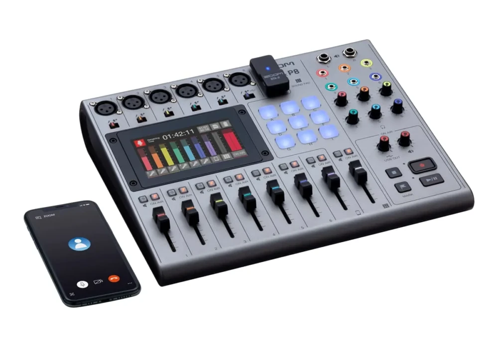 ZOOM P8 PodTrak podcast recorder