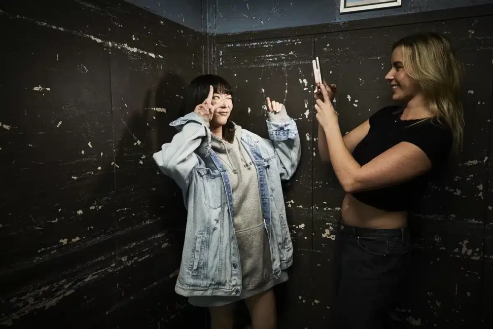 AMARAN Go ultra-compact mini LED phone light