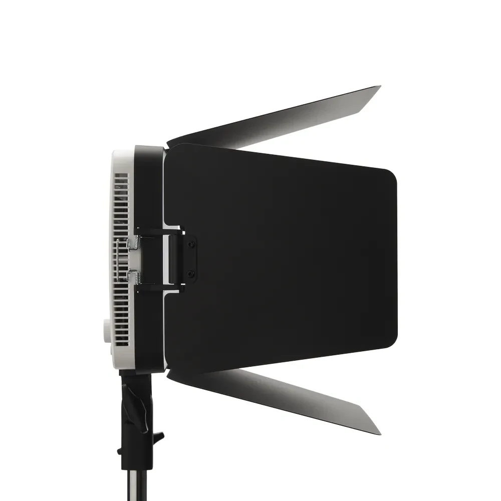 AMARAN Pano 60c Barn Doors