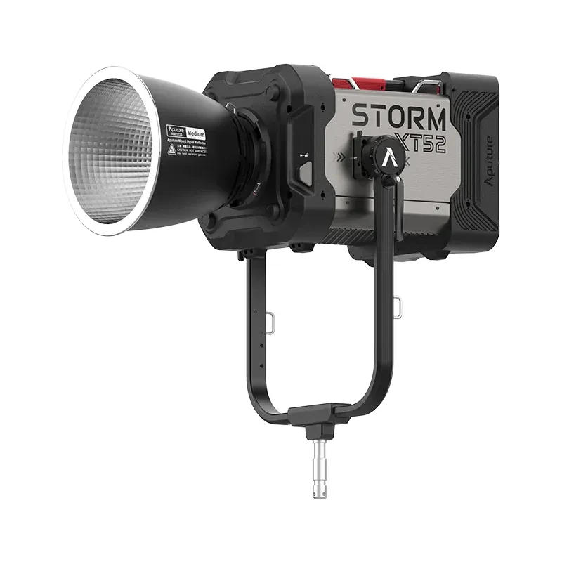 APUTURE Storm XT52 with CEE 32A plug
