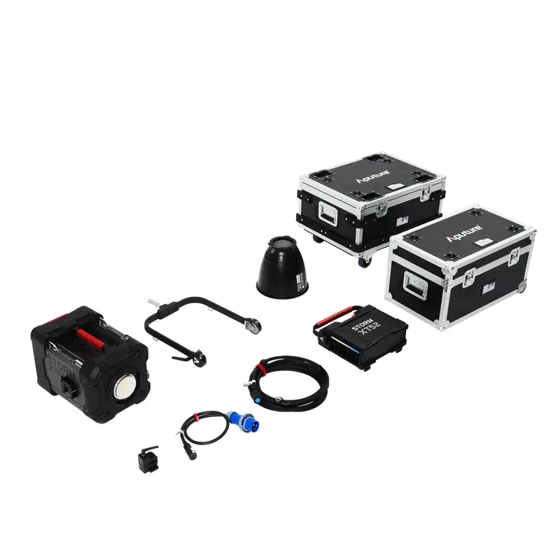 APUTURE Storm XT52 with CEE 32A plug dual flight case kit
