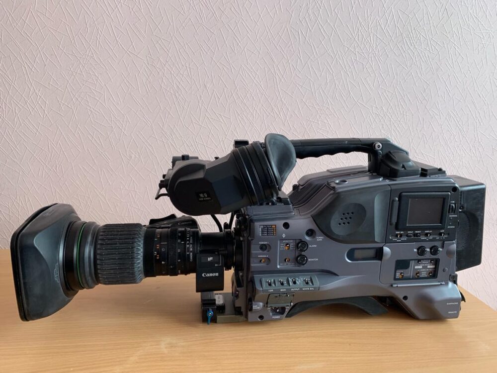 SONY PDW-530P XDCAM Camera Kit with Canon Lens (used)