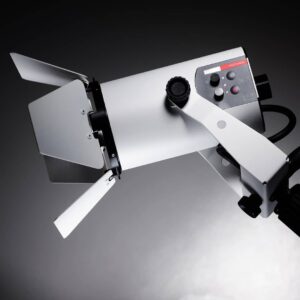 KINOTEHNIK Practilite 604 bi-color LED fresnel with DMX (valge)