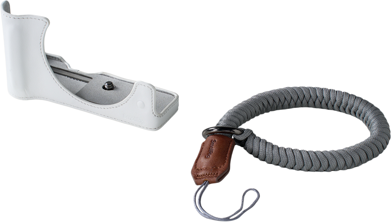 Offers comprehensive protection while enhancing the camera's aesthetic appeal. Crafted from premium top-grain leather