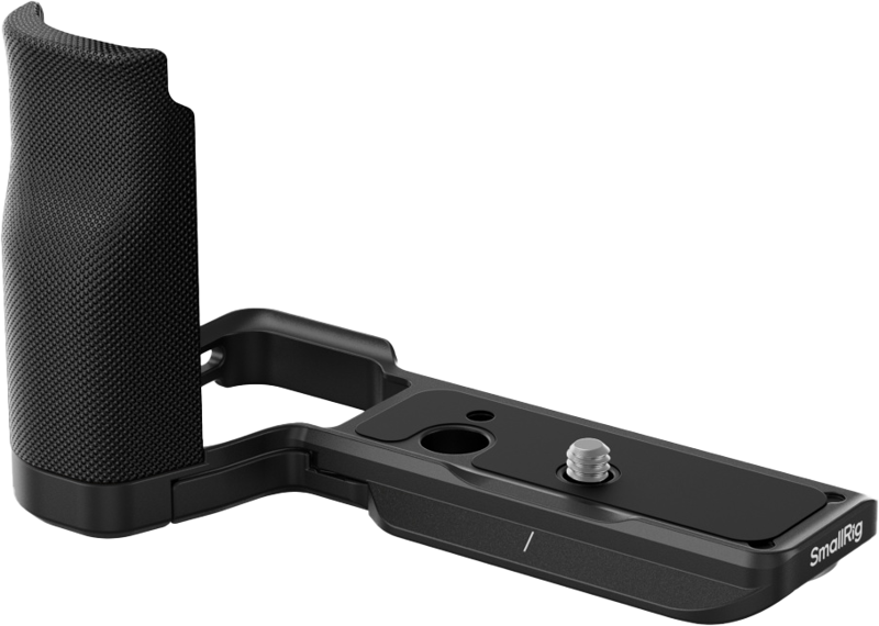 it seamlessly fits the camera after installation. The hinge on the battery compartment contours the camera's curves and improves the grip by addressing pinky placement issues.