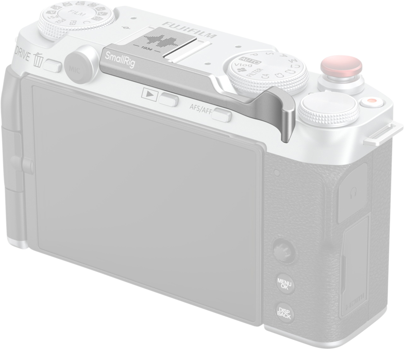 Designed to enhance the grip and improve safety when holding the camera with one hand.