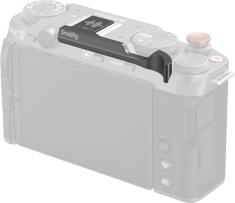 Designed to enhance the grip and improve safety when holding the camera with one hand.