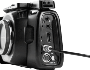 automatically detecting incorrect plug orientation for a more intuitive and secure device power supply.