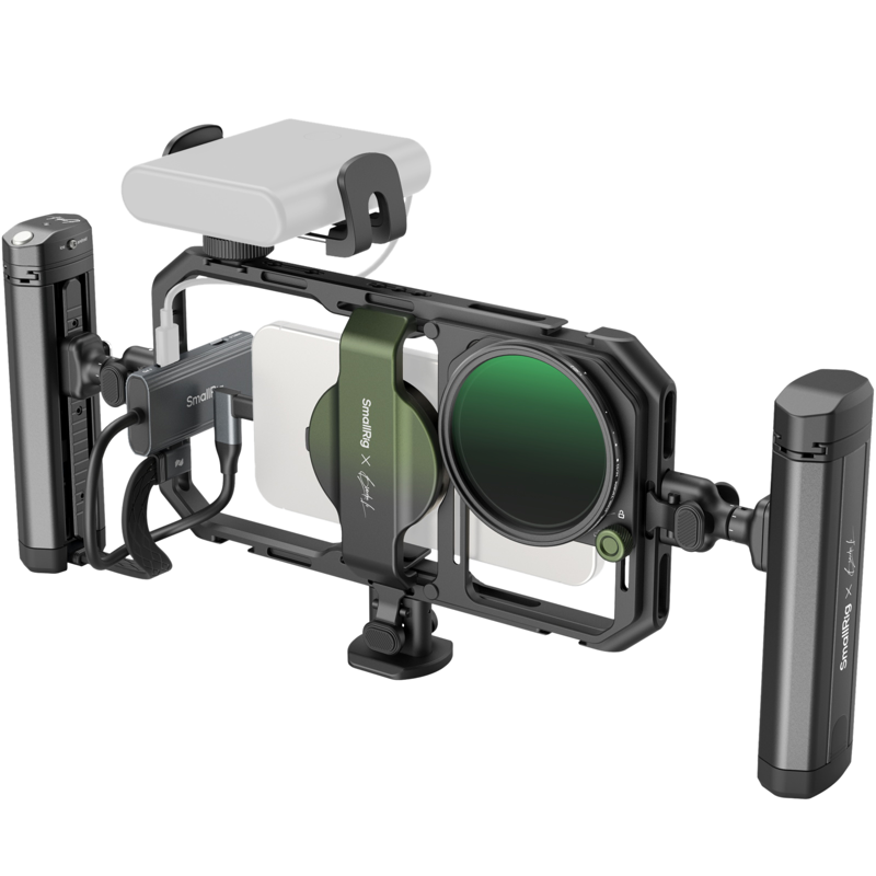 The perfect one-stop solution for professional smartphone video shooting. The kit includes a universal mobile phone cage