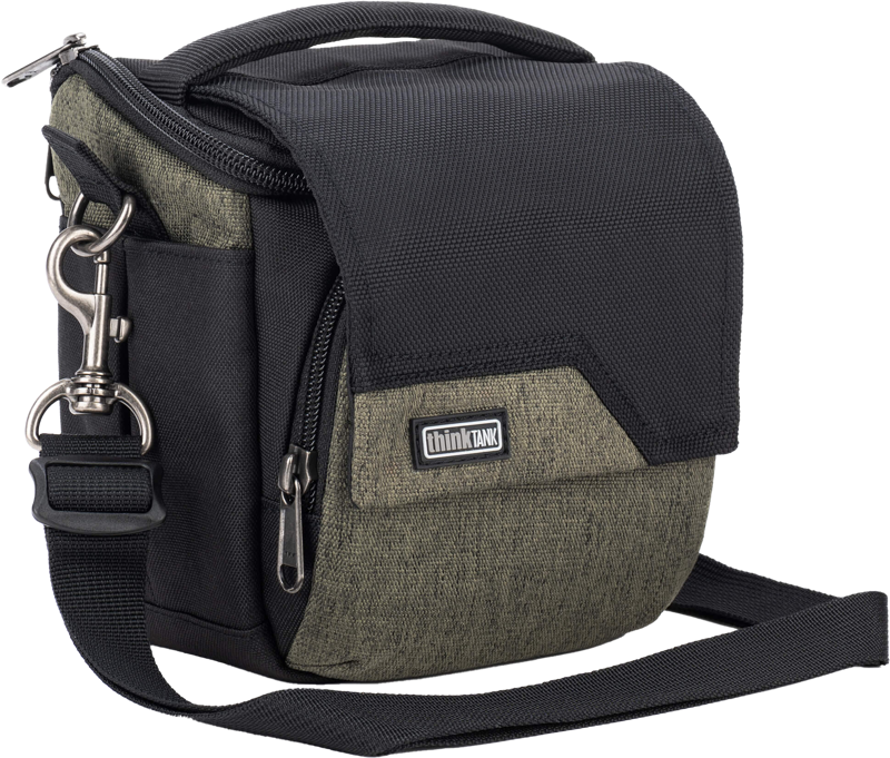 the Mirrorless movers have wide appeal across photographers of all types. Think Tank Mirrorless Mover 10 fits one small to medium point-and-shoot or small size mirrorless body with small telephoto