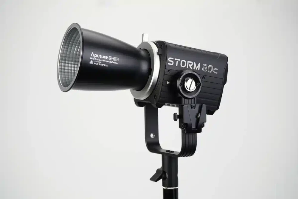 APUTURE Storm 80c