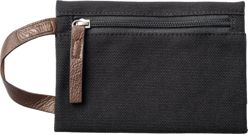 The Retrospective Duffel is the perfect back road traveling companion.Thick abrasion-resistant canvas is ready for your adventure with a DWR treatment to repel the elements. A wide