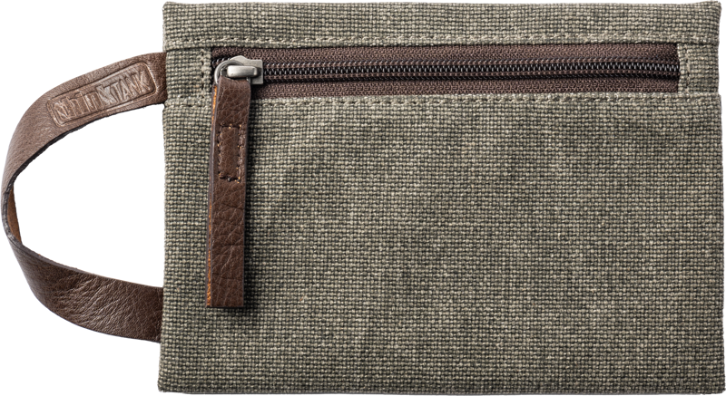 The Retrospective Duffel is the perfect back road traveling companion.Thick abrasion-resistant canvas is ready for your adventure with a DWR treatment to repel the elements.  A wide