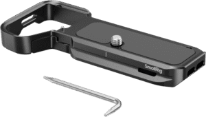 SMALLRIG 5481 Baseplate with Airtag Slot for Sony A7C II / A7CR Black