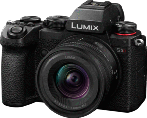 PANASONIC Lumix S5D with S-R1840 F/4.5-6.3 KIT