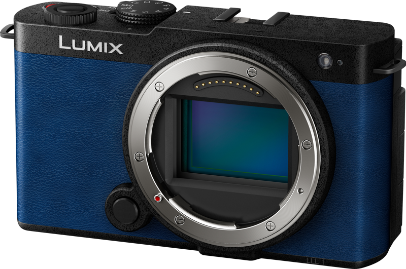 The Panasonic Lumix S9 is the smallest and lightest full-frame mirrorless camera in the Lumix S series and is designed for content creator on the go. Despite its small size