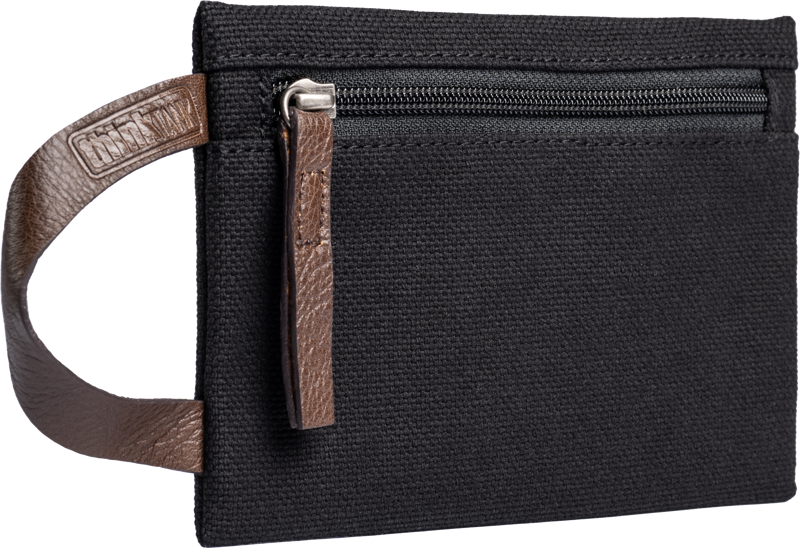 padded shoulder strap offers Think Tank’s legendary carry comfort. Plus