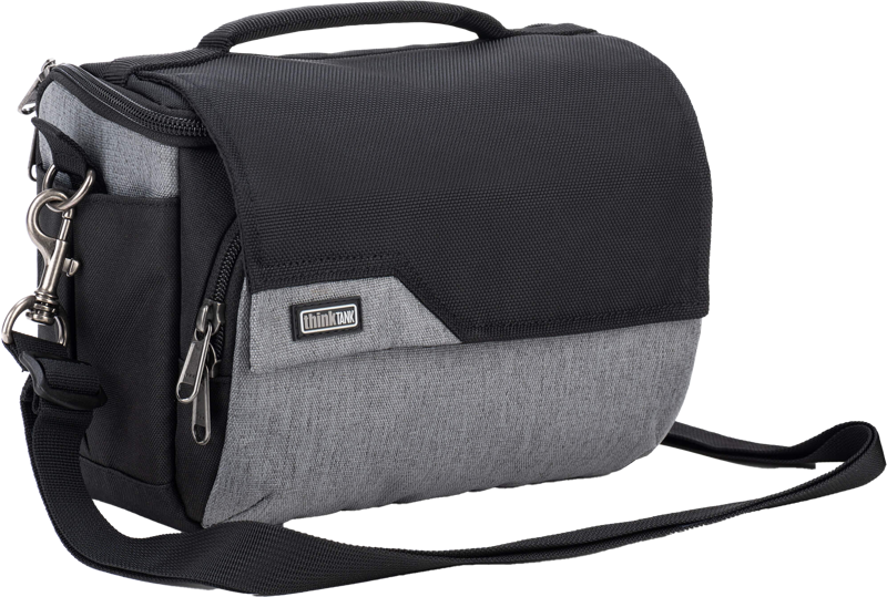 the Mirrorless movers have wide appeal across photographers of all types. Think Tank Mirrorless Mover 20 fits one standard mirrorless body plus 1 to 2 lenses: short to medium f/4 zooms or short to medium primes.