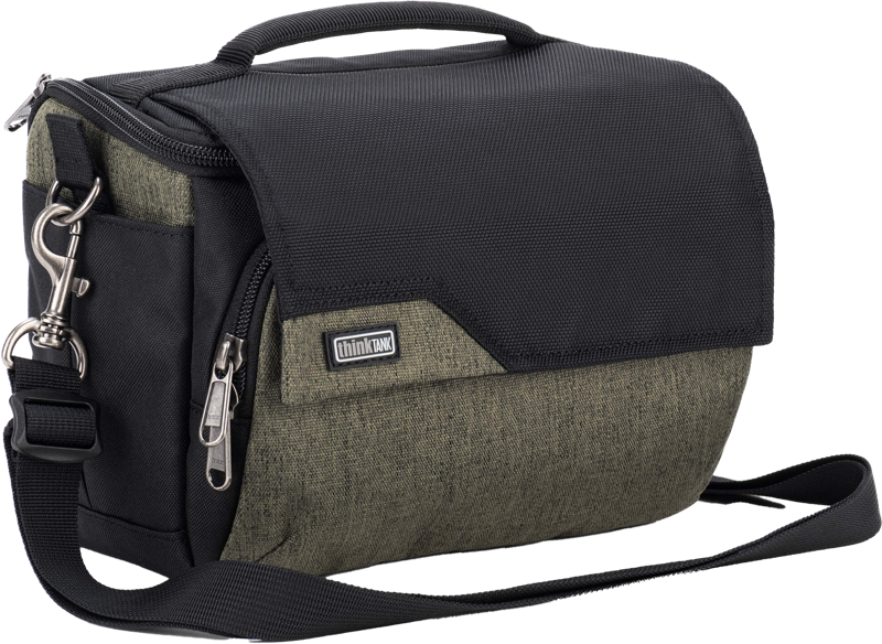 the Mirrorless movers have wide appeal across photographers of all types. Think Tank Mirrorless Mover 20 fits one standard mirrorless body plus 1 to 2 lenses: short to medium f/4 zooms or short to medium primes.