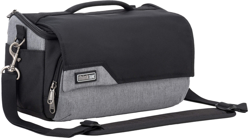 the Mirrorless movers have wide appeal across photographers of all types. Think Tank Mirror Mover 25 fits one standard mirrorless body plus 2 to 3 lenses: short to medium f/4 zooms or short to medium primes.