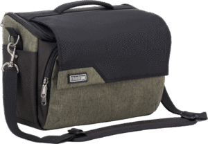 the Mirrorless movers have wide appeal across photographers of all types. Think Tank Mirrorless Mover 30 fits one standard mirrorless body plus 2 to 4 lenses: short to medium f/4 and f/2.8 zooms or short to medium primes.