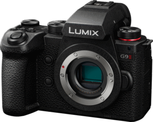 and the first PDAF in the Lumix G Series. A perfect tool to capture the decisive moment through improved high-speed performance and mobility.