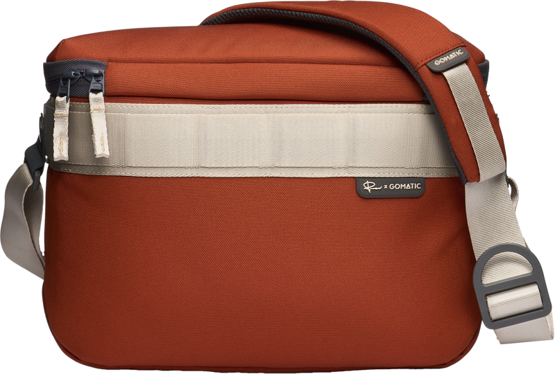GOMATIC Peter McKinnon Luma Camera Sling 12L, Rust