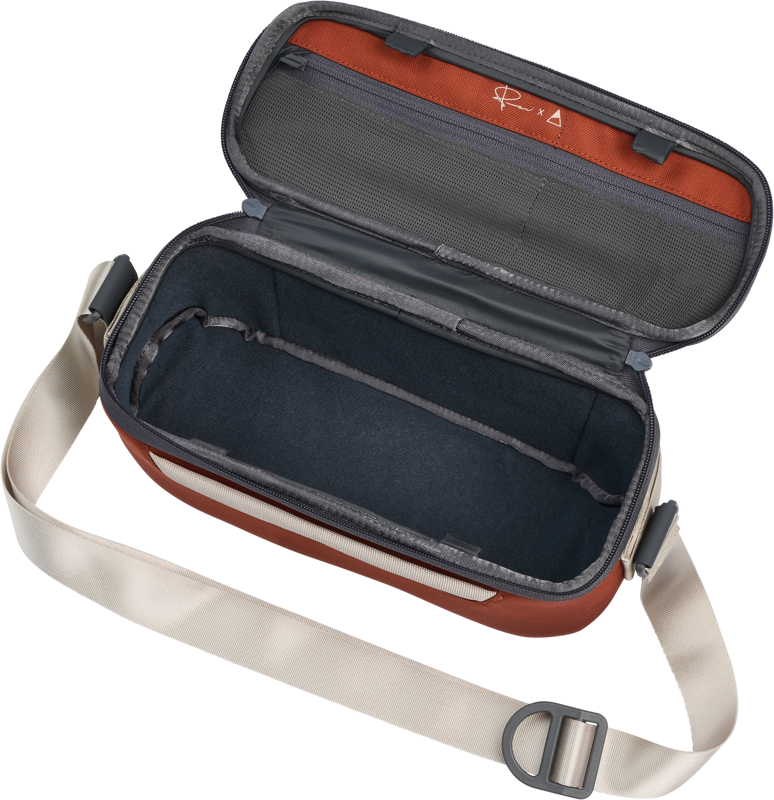 GOMATIC Peter McKinnon Luma Camera Sling 9L, Rust