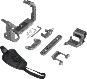 hence improving the shooting experience. The XLR handle extension is ergonomically designed to enhance the grip and strength of the original XLR top handle for easy expansion of accessories. The dedicated HDMI cable clamp protects interfaces to ensure stable signal transmission. Hand Strap helps increase stability and safety.