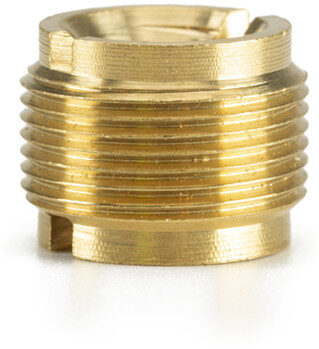 <li>USB-C connection & zero-latency headphone output</li>