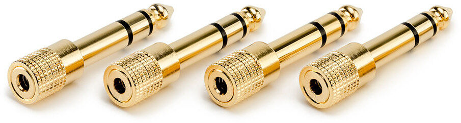 <li>3.5 mm – 6.35 mm adapter</li>