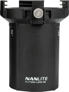 which provides a tight beam that adapts to shooting in smaller spaces