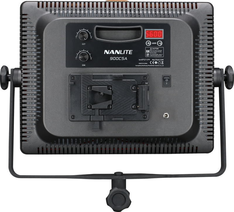 adjustable color temperature from 3200-5600K