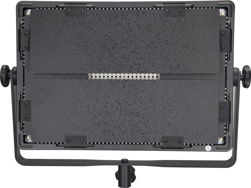 a maximum output of 9072 lumens (11700 Lux @ 1m 5600K)