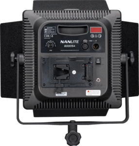 a maximum output of 4536 lumens (6809 Lux @ 1m 5600K)