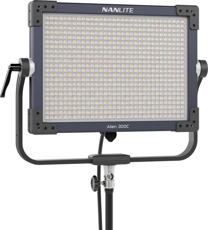 The Alien 300C feature compact yet sturdy designs