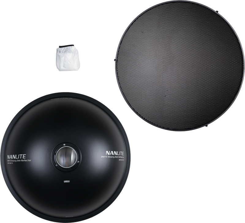 flattering light for larger portraits . Its honeycomb grid and diffuser offer creative control