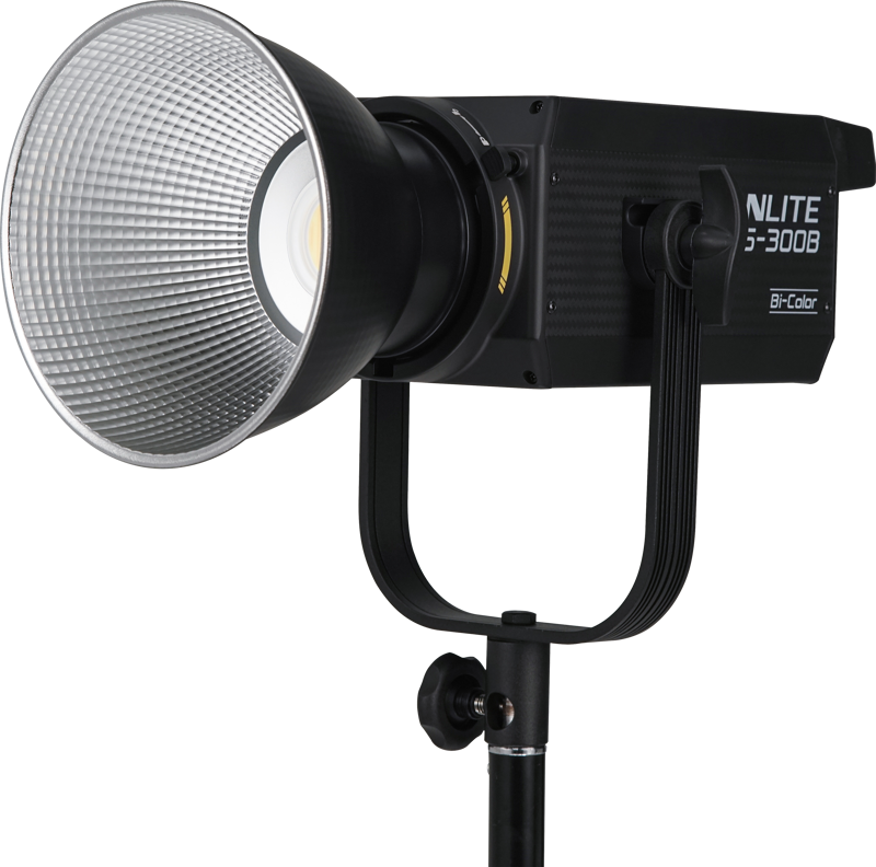 Nanlite FS-300B LED monolight is a powerful LED with a variable color temperature of 2700-6500K which makes it easier to adapt the light to each scene.Paired with the reflector it boosts a powerful 38720 lux @ 1M (5600K).